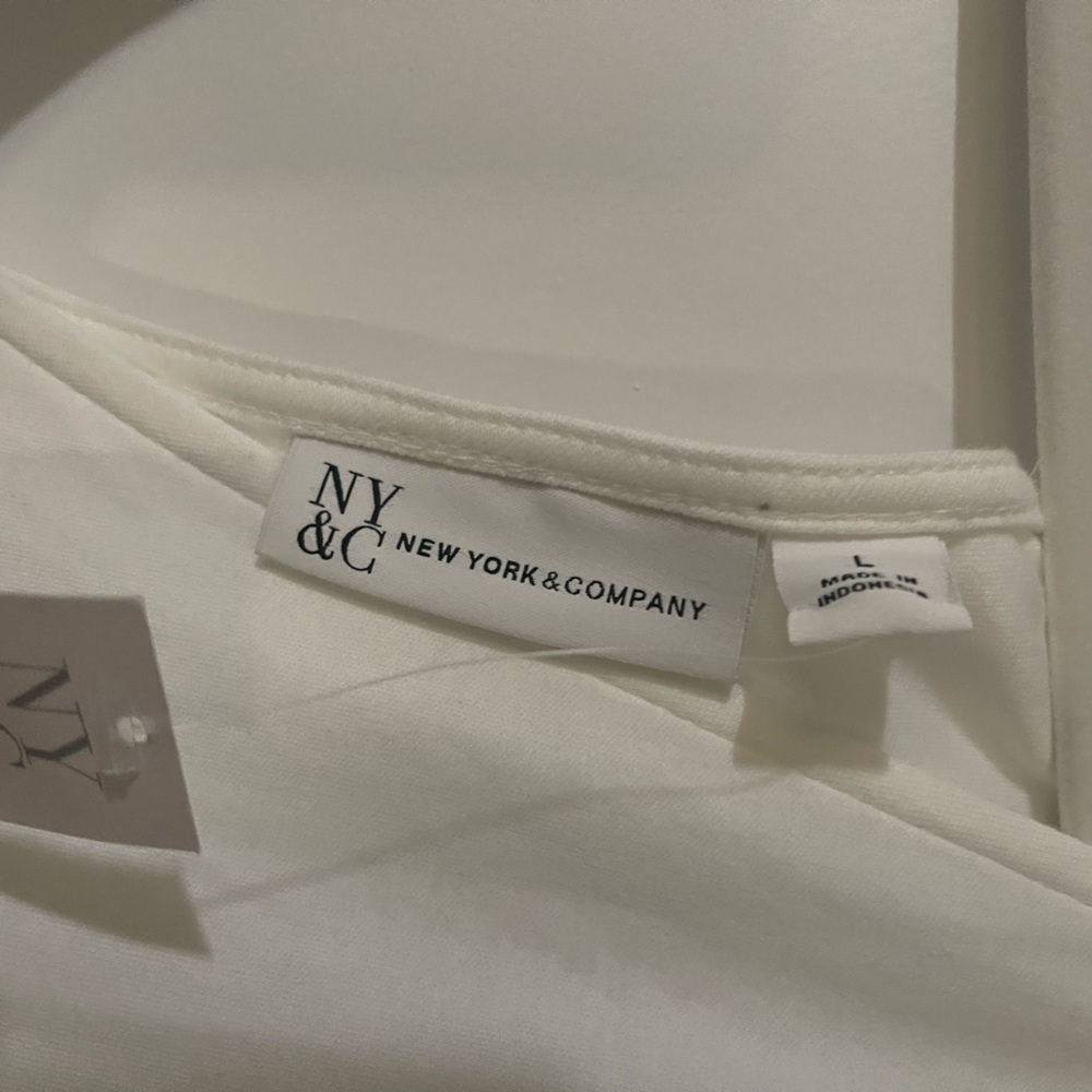 NY& CO new with tags white jumpsuit!!!